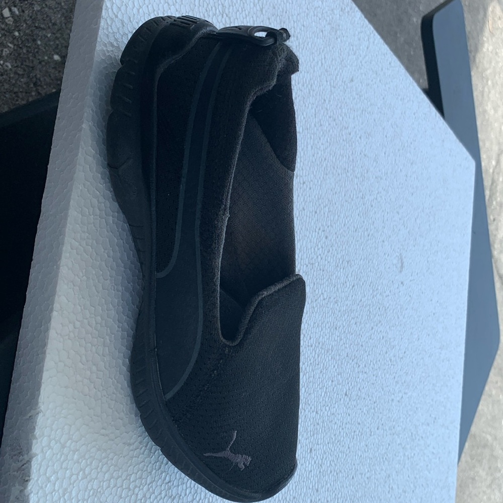 Black Puma slip on shoes
